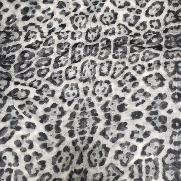 Unbranded Gray & Black Leopard Print Infinity Scarf - Picture 4 of 7